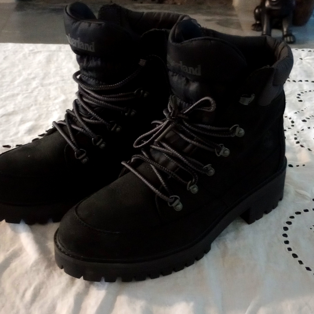 Timberland boots size 9 brand